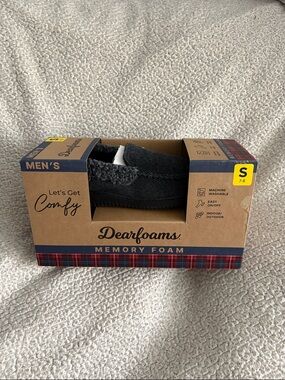 dearfoams Men's Black Slip-On Memory Foam Loafers